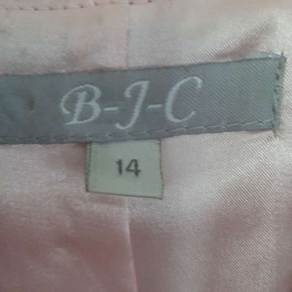 'B-J-C' Mother of the Bride/Groom size 14 lace suit - Picture 9 of 12